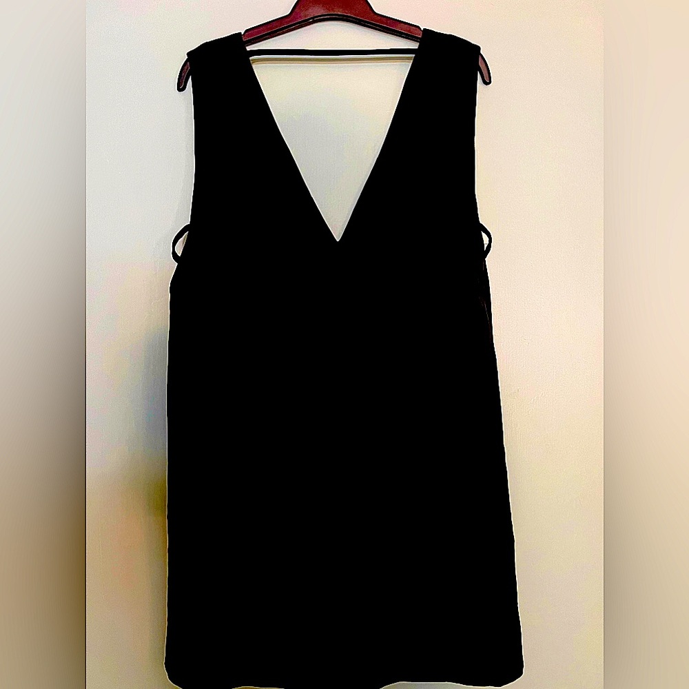 NWT Tobi shift dress size M